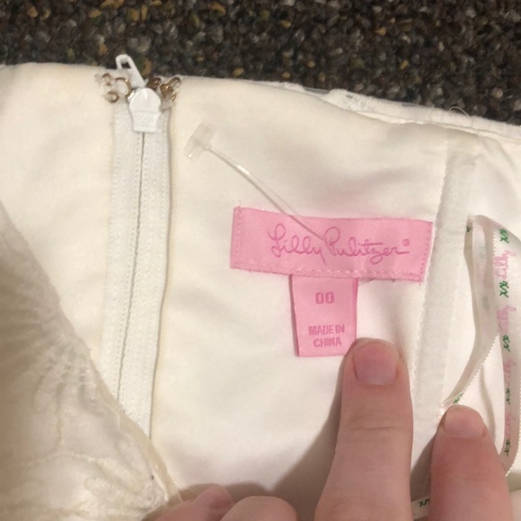 White pearled Lilly Pulitzer dress 00 - Picture 2 of 2